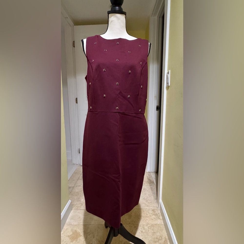NWOT Ann Taylor Burgundy Beaded Bodice Sleeveless Midi Sheath Dress size 14